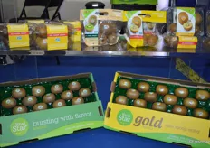 Green and gold kiwifruit on display at the Trucco booth. This time of year, the company markets kiwifruit from Zespri as well as its own label.